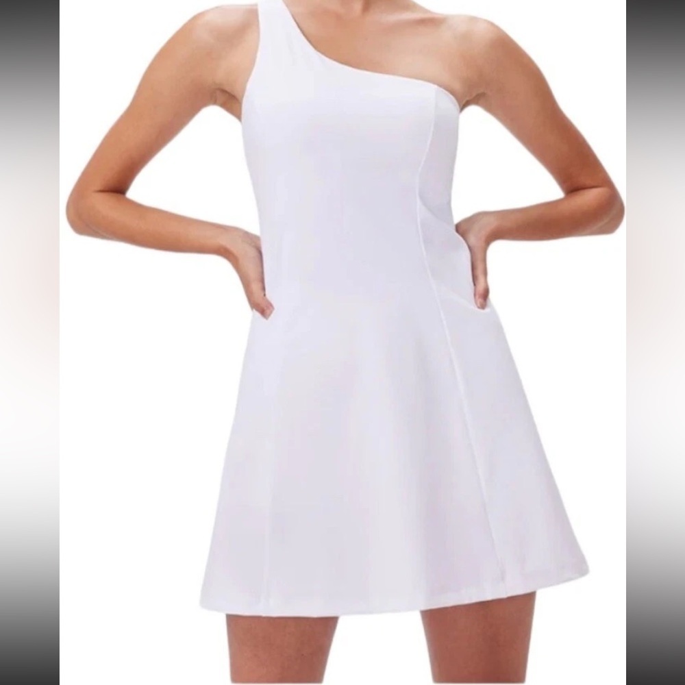 Outdoor Voices Women's One Shoulder Dress in White LARGE
